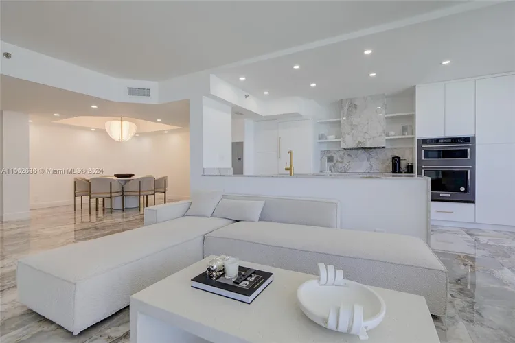 Oceania I #1115 image #7