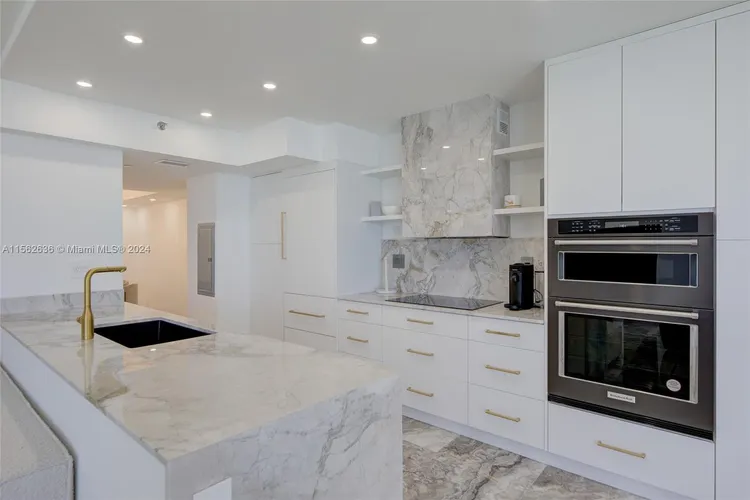 Oceania I #1115 image #9