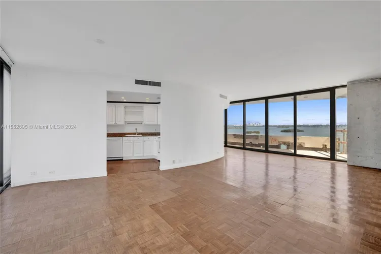 Palm Bay Towers #14W image #10