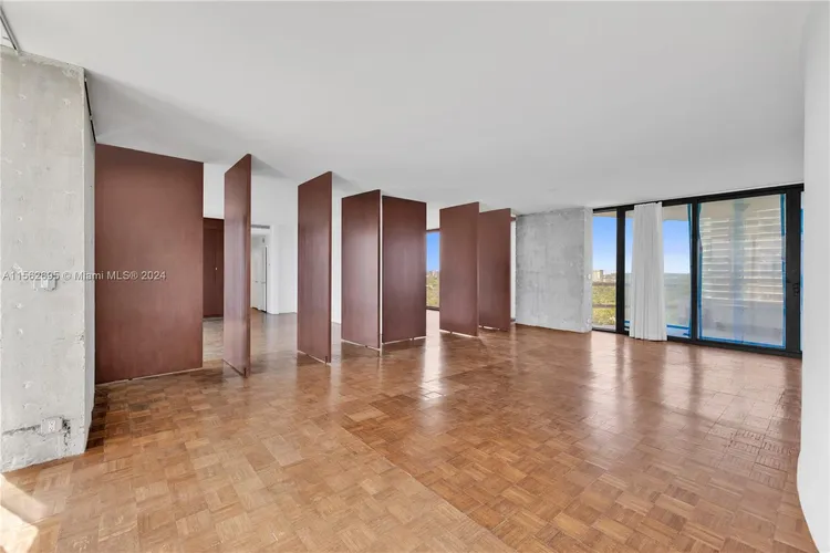 Palm Bay Towers #14W image #15