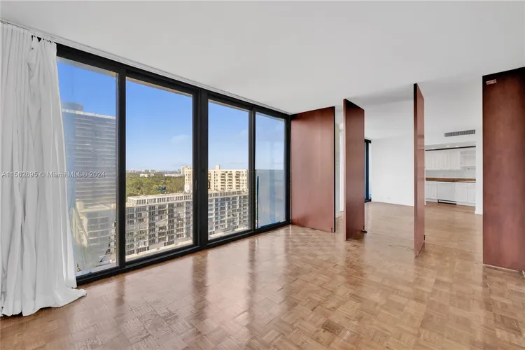 Palm Bay Towers #14W image #16