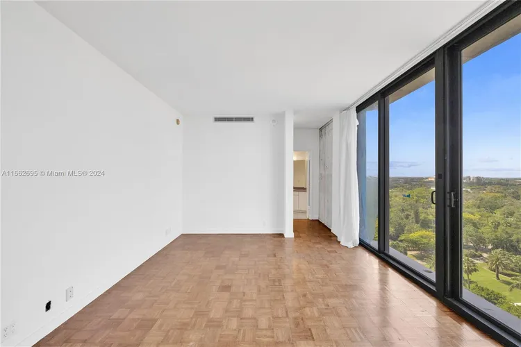 Palm Bay Towers #14W image #25