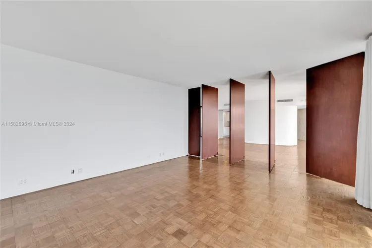 Palm Bay Towers #14W image #27