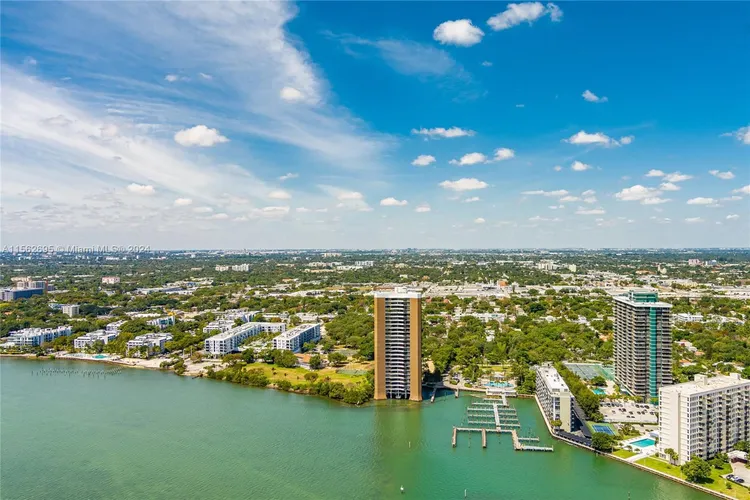 Palm Bay Towers #14W image #41