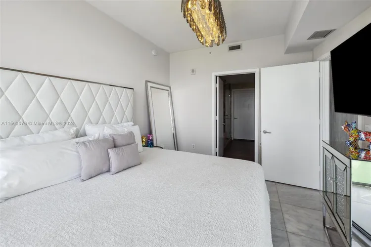 Biscayne Beach #3806 image #15