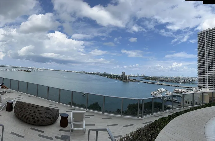 Aria on the Bay #4908 image #14