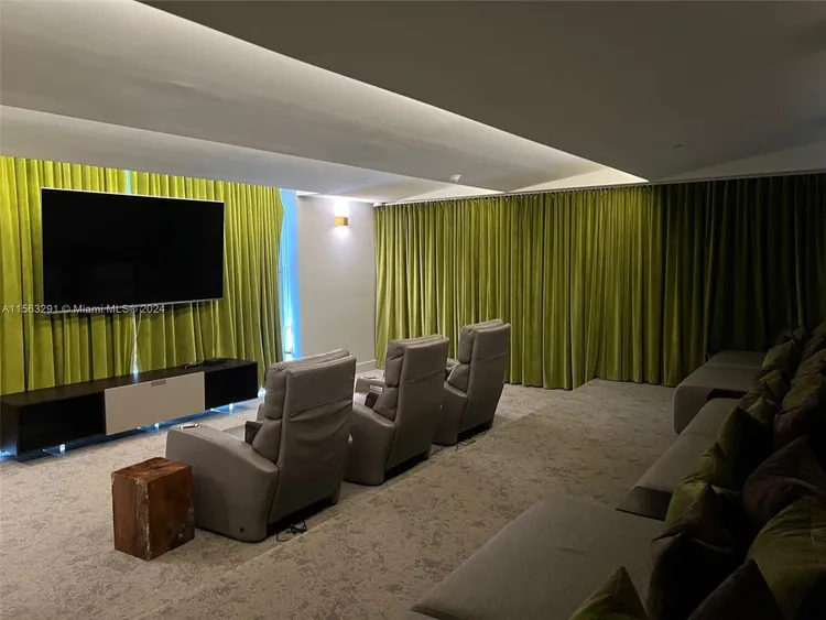 Aria on the Bay #4908 image #18