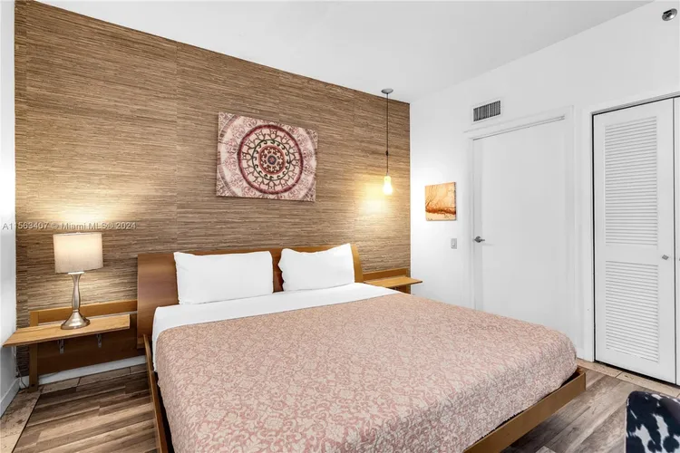 The Mercury #203 image #6