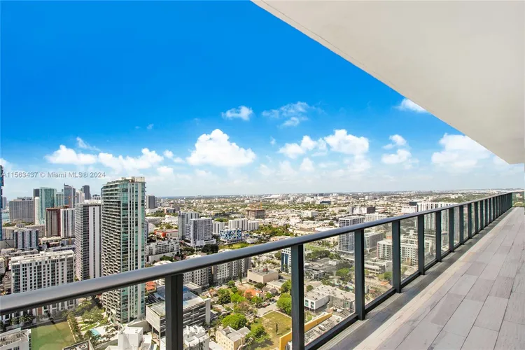 Gran Paraiso #3801 image #10