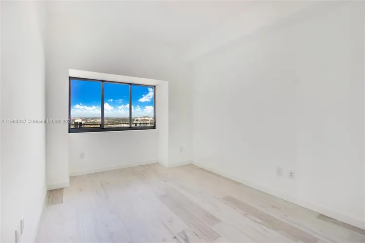 Gran Paraiso #3801 image #18