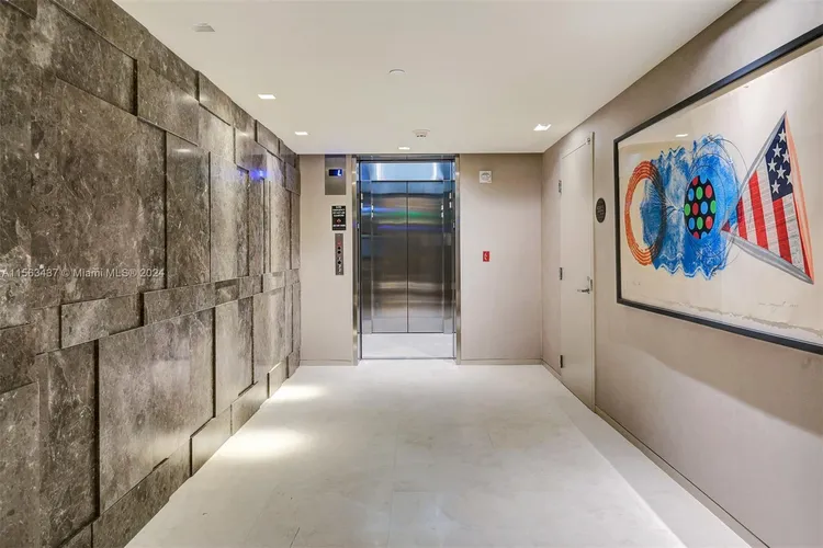 Gran Paraiso #3801 image #53