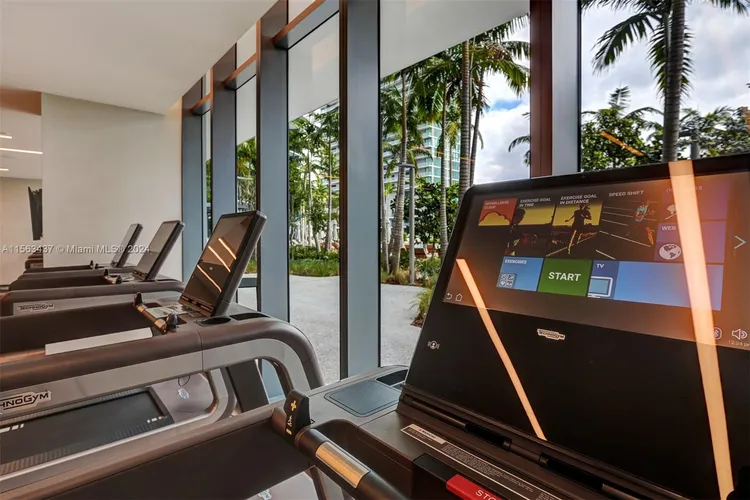 Gran Paraiso #3801 image #77