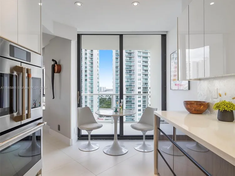 Marina Tower #11E image #15