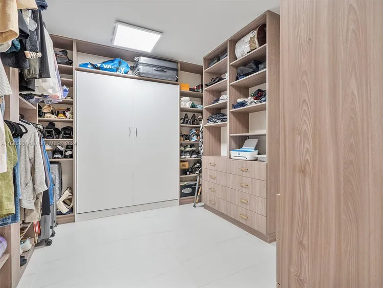 Marina Tower #11E image #29