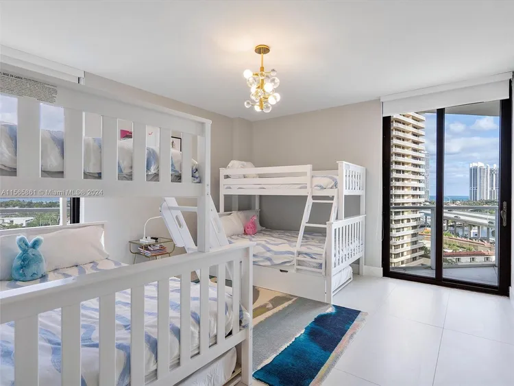 Marina Tower #11E image #36