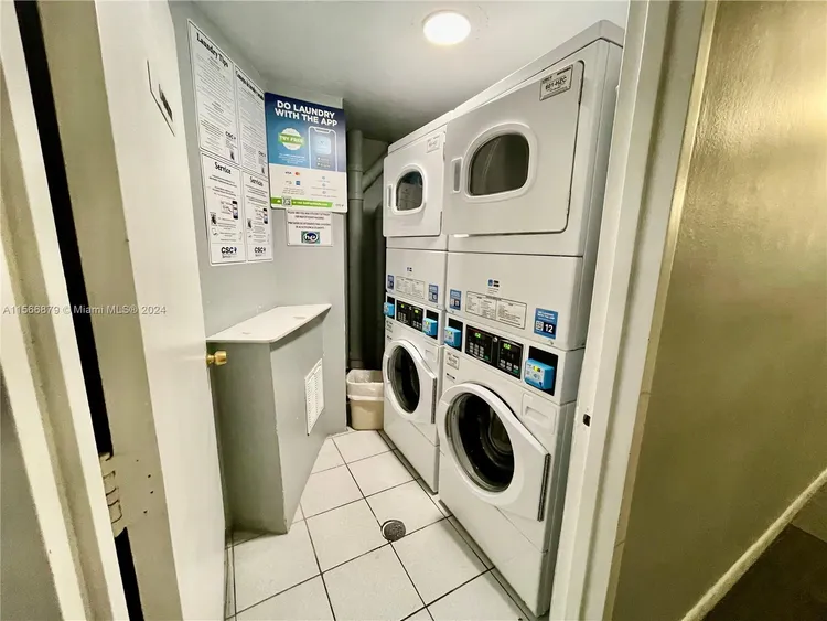 Bay Park Towers #306 image #39