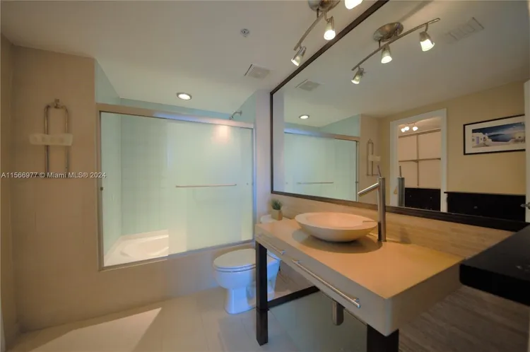 One Miami #2903 image #6