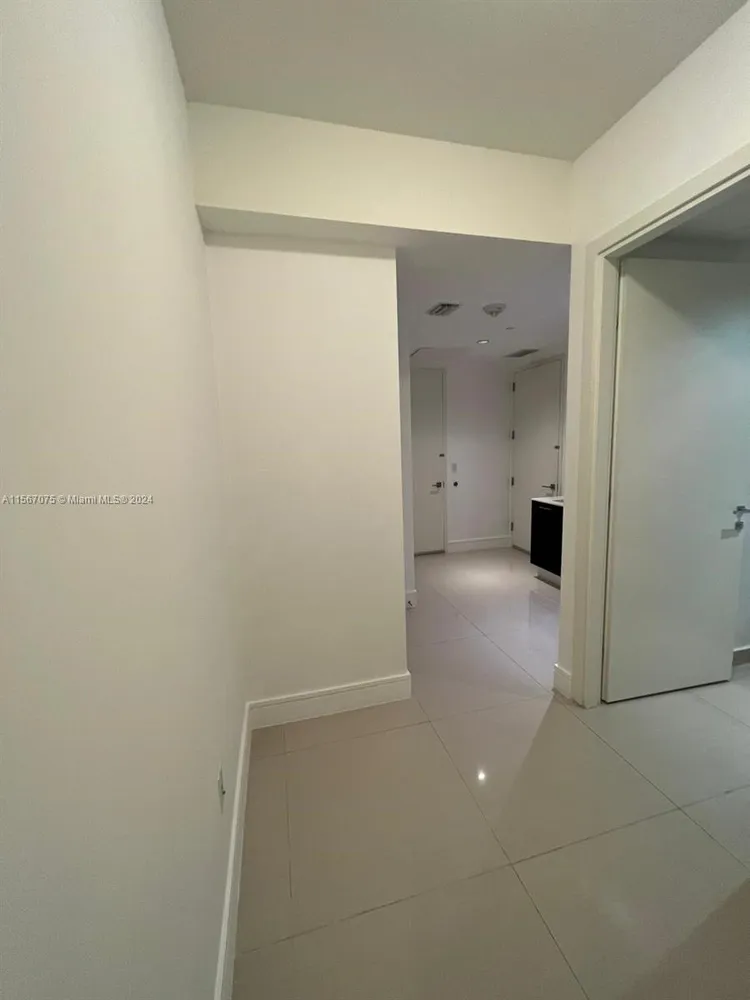 Echo Aventura #403 image #13