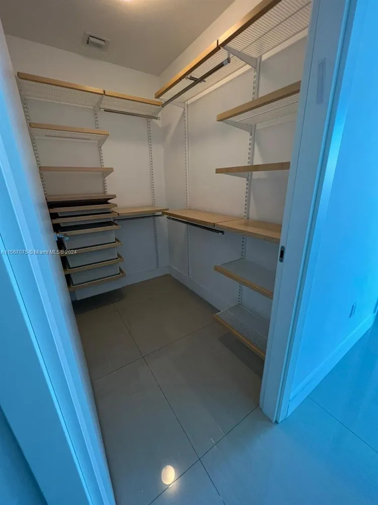 Echo Aventura #403 image #25