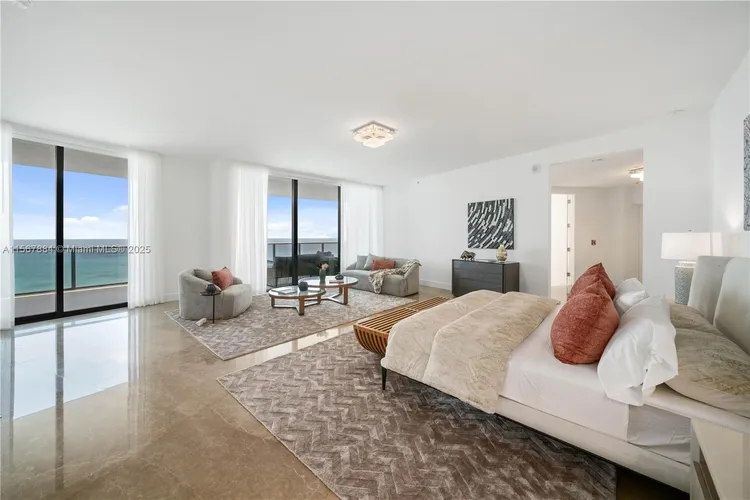 Porsche Design Tower #4005 image #46