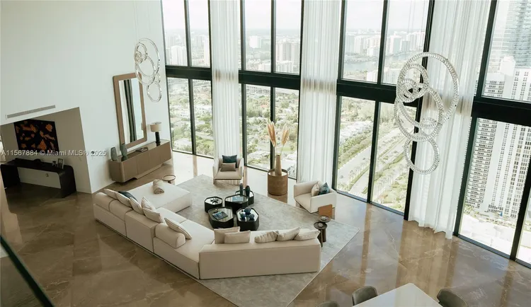 Porsche Design Tower #4005 image #61