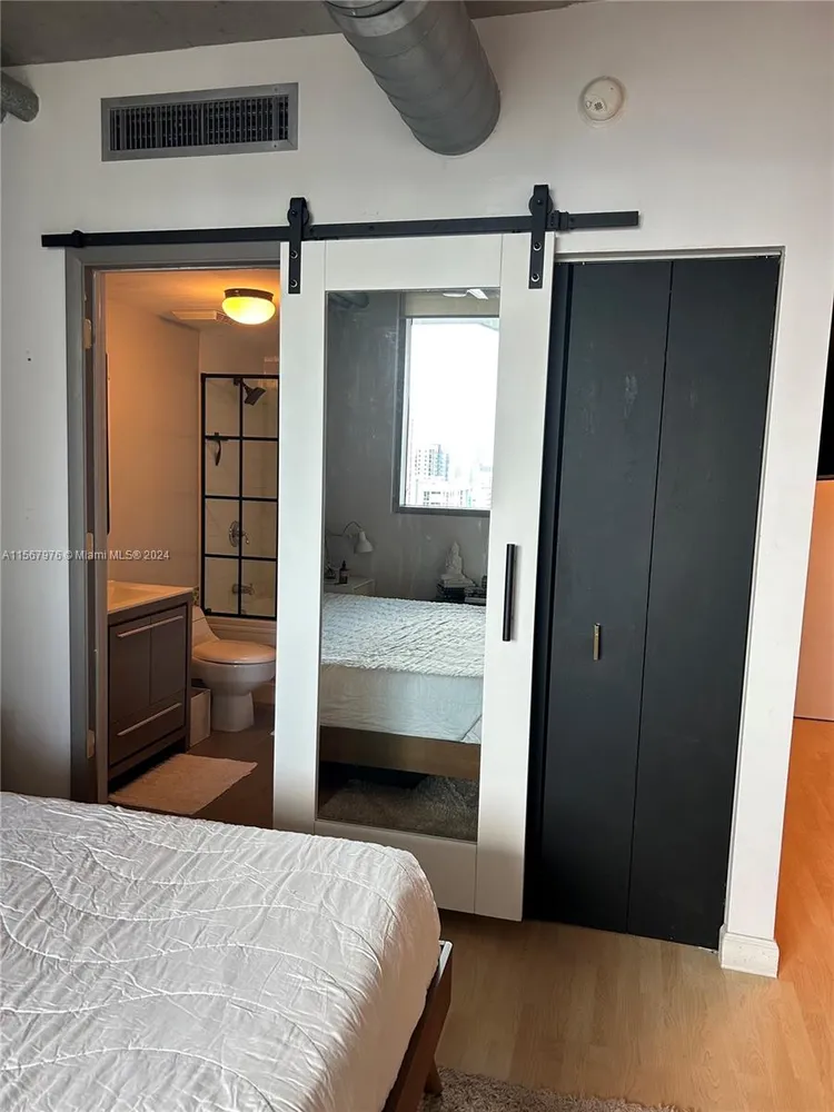 Neo Vertika #2027 image #11