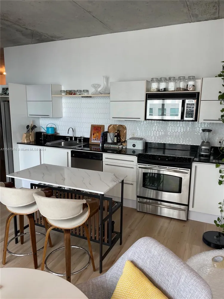 Neo Vertika #2027 image #21