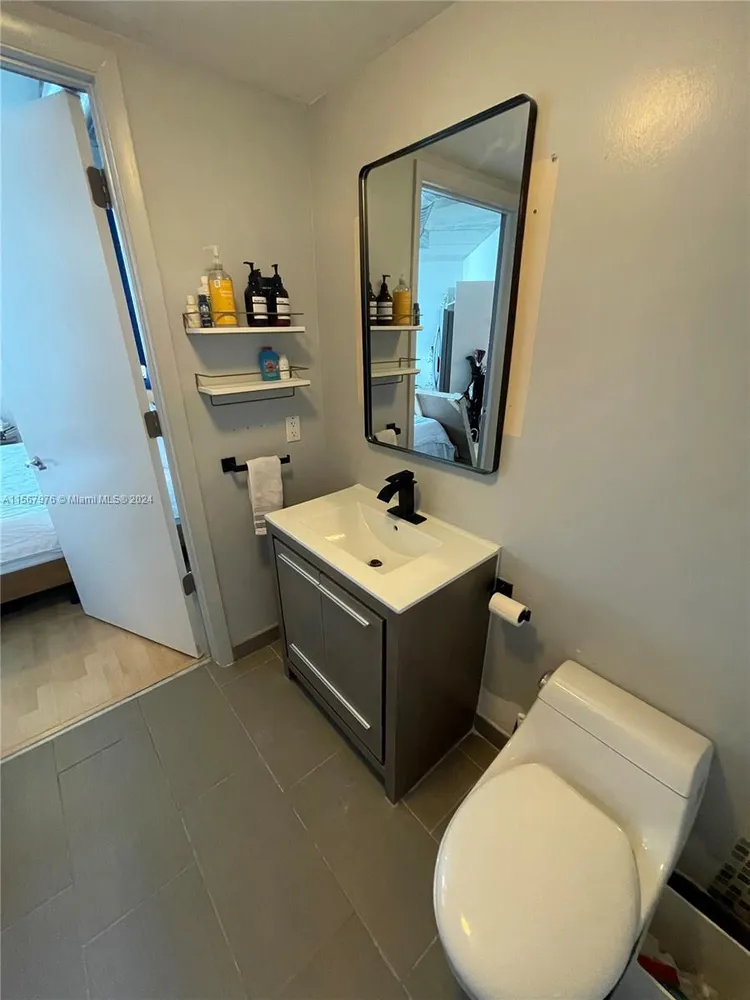 Neo Vertika #2027 image #24