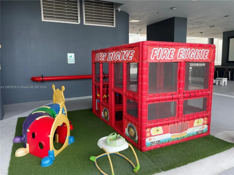 Neo Vertika #2027 image #40