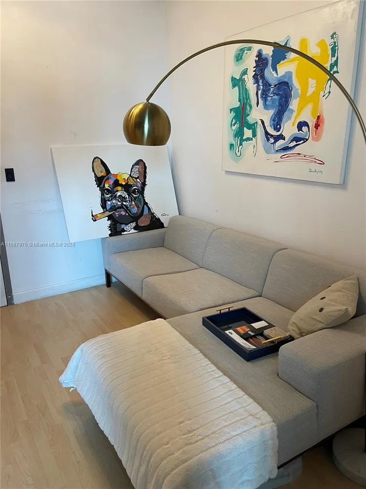 Neo Vertika #2027 image #8