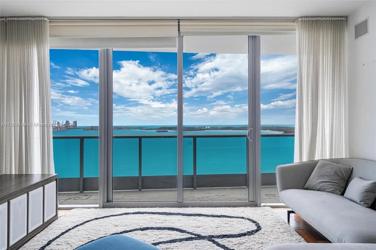 Jade Brickell #2503 image #7