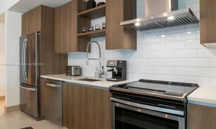 Muze at Met #1910 image #6