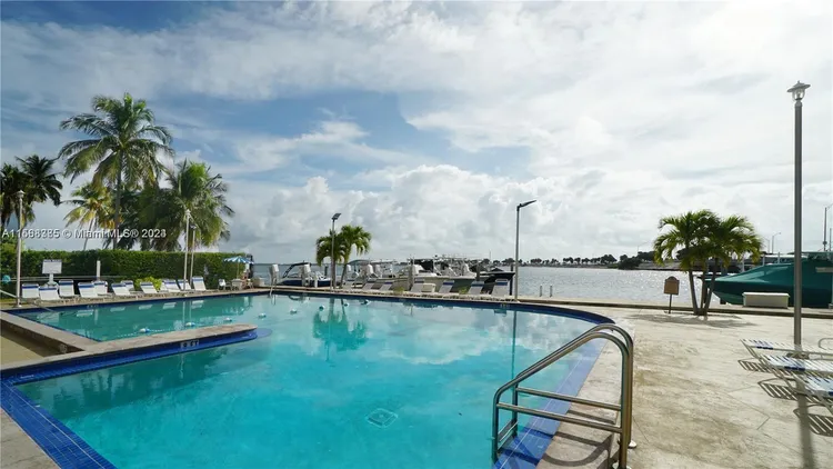 Brickell Biscayne #11F image #20