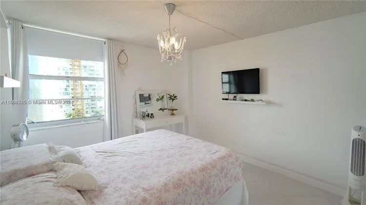 Brickell Biscayne #11F image #8