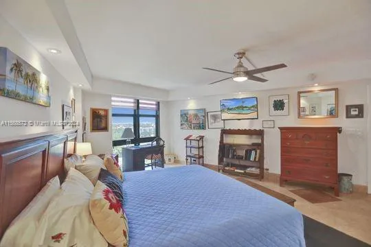 Towers of Key Biscayne #F906 image #14