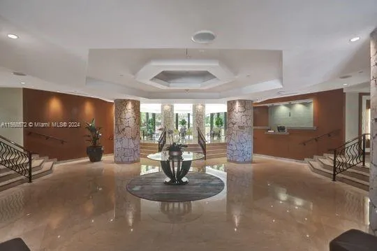 Towers of Key Biscayne #F906 image #29