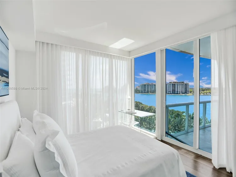 Murano at Portofino #705 image #10