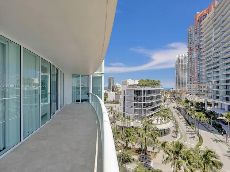 Murano at Portofino #705 image #15