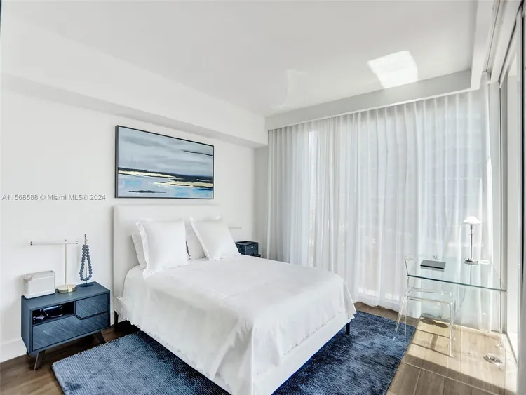 Murano at Portofino #705 image #9