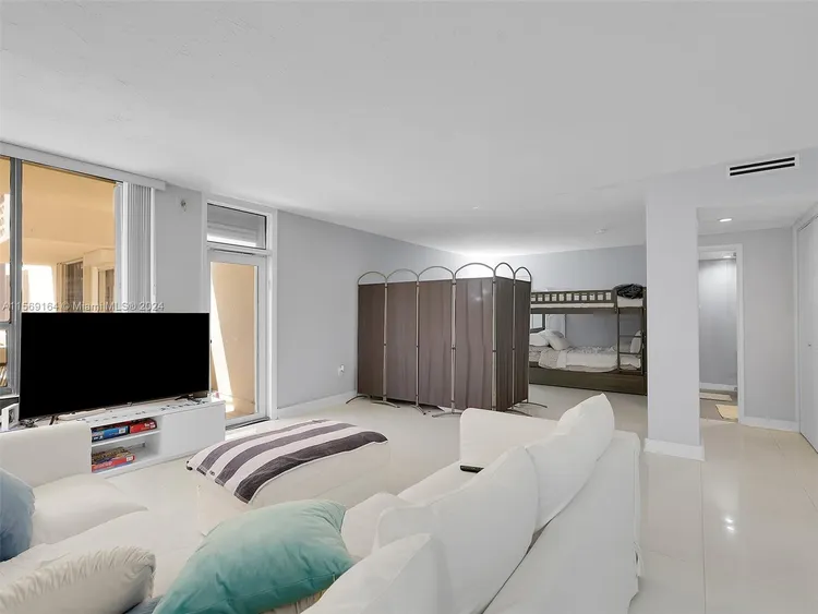 The Plaza of Bal Harbour #1409 image #6