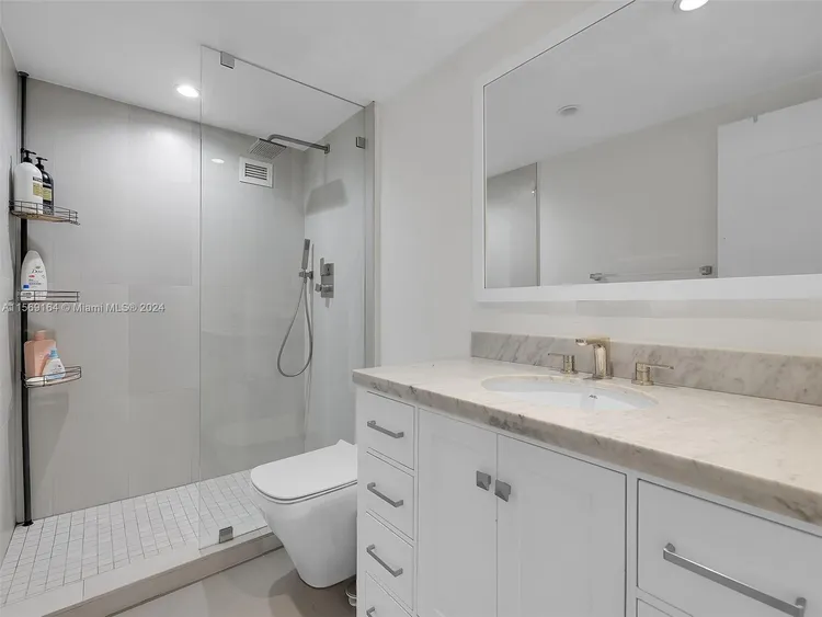 The Plaza of Bal Harbour #1409 image #8