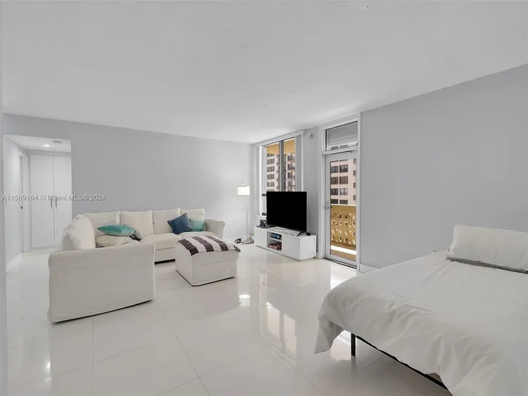 The Plaza of Bal Harbour #1409 image #9