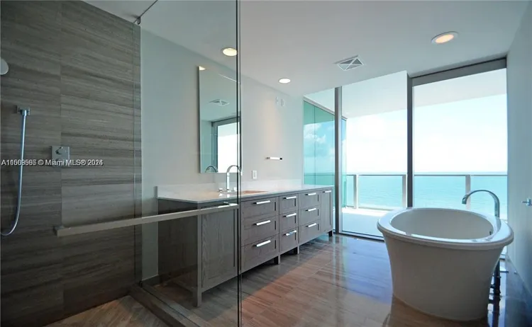 Oceana Key Biscayne #1001S image #10