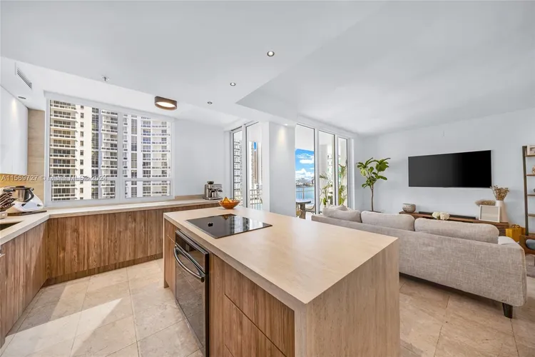 Courts Condo Brickell Key #1410 image #6