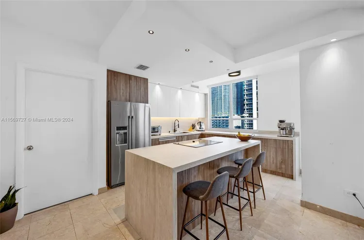Courts Condo Brickell Key #1410 image #8