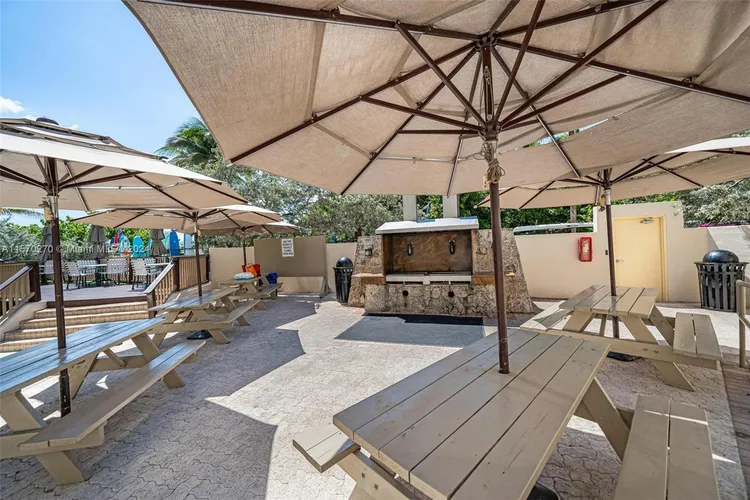 Towers of Key Biscayne #B103 image #17