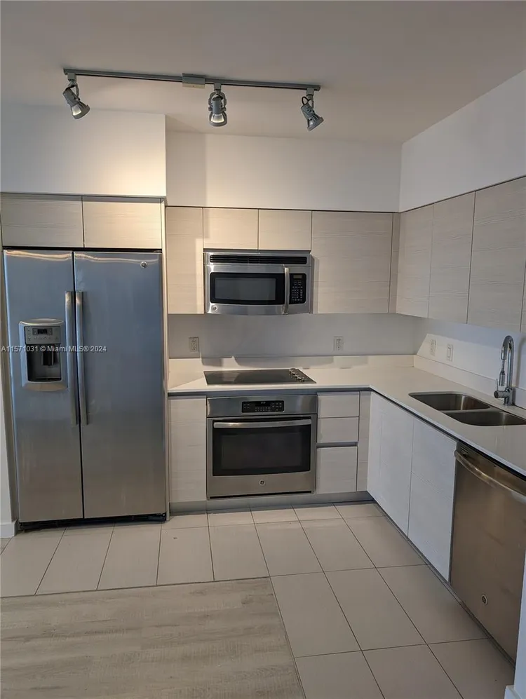 Baltus House #805 image #13