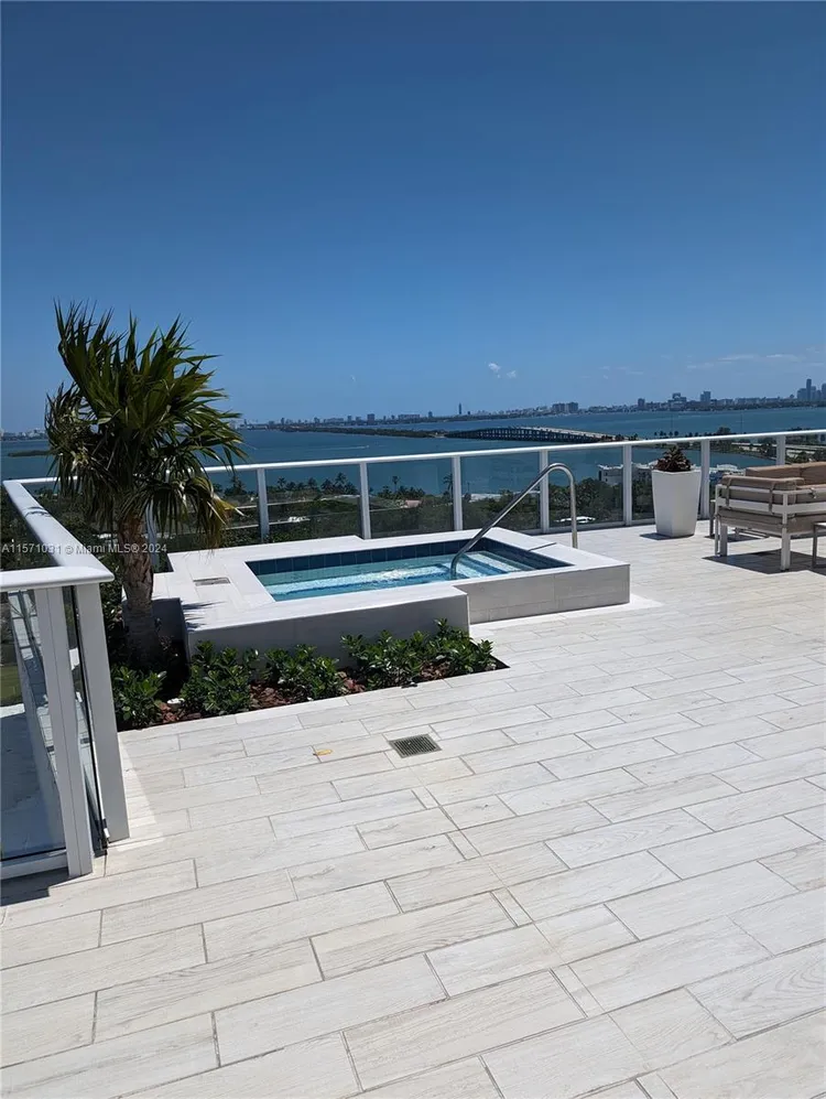 Baltus House #805 image #17