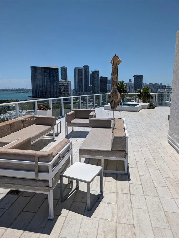 Baltus House #805 image #19