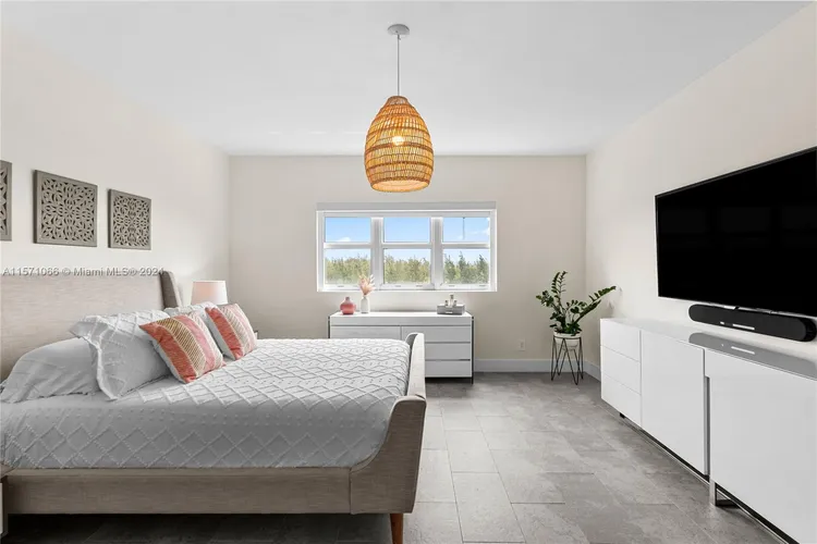 One Fifty One At Biscayne #706 image #11